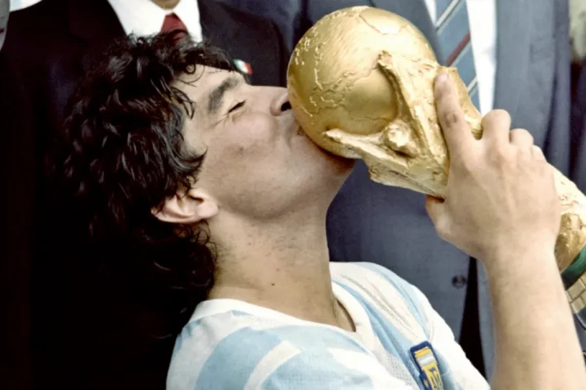 diego-maradona-1986-world-cup_s9s60nmjt6se16kti4ewwew89.jpg